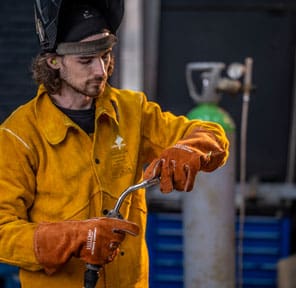 Golden Brown™ leather welding clothing for welders who want quality and affordability featured image